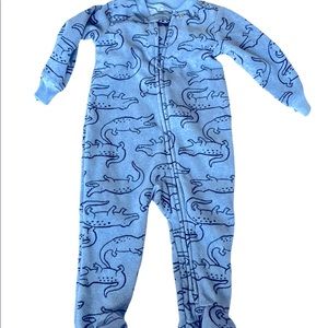💝 4/$10 💝 Carter's fleece alligator footies